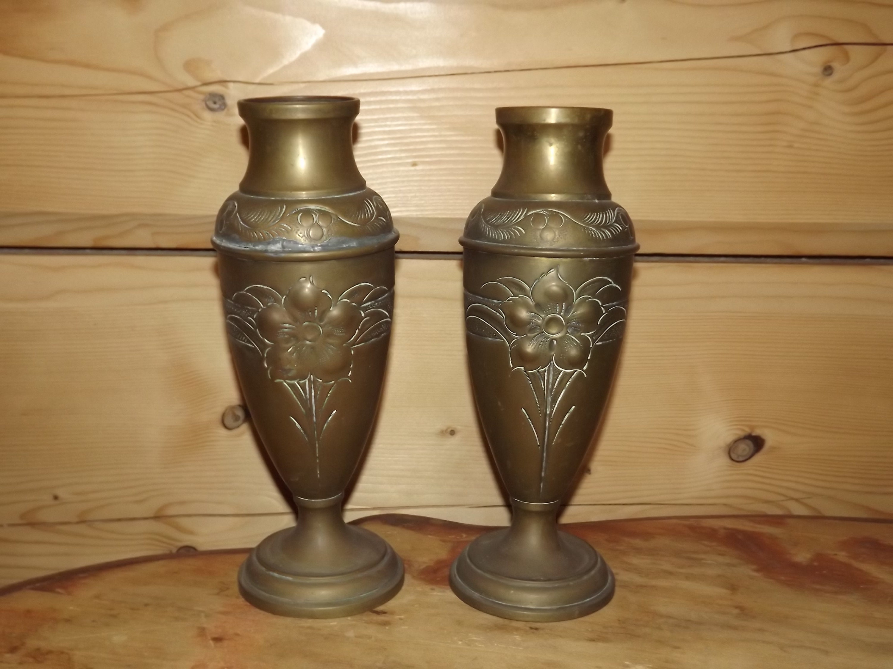 Français vases En laiton