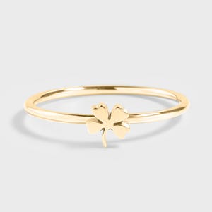Lucky Four Leaf Clover Ring, 18K Gold PVD, Minimalist, Waterproof, Hypoallergenic, Non-Tarnish, Women's Dainty Stacking Rings, Gifts for Her