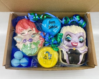 Mermaid birthday bath bomb gift set.