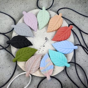 Chewelry necklace, Sensory, stim, fidget, Autism, Fidget Necklace, Stim toy, Stim Jewelry, ADHD, Anxiety, Adult Chewelry, Leaf