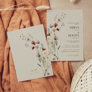 elegant floral wedding invitation