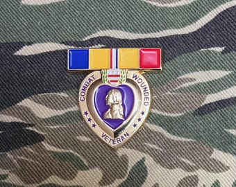 Navy Marines USMC Combat Action Ribbon Combat Wounded Purple Heart Pin