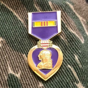 Purple Heart with Vietnam Service Ribbon Pin Army Marines Navy Air Force Coast Guard