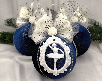 Set of 6 glitter blue velvet balls. Christmas decorations. Christmas ornaments. Handmade balls. Christmas decorations