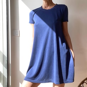 90s BCBGMaxAzria Minimalist Navy Blue Flowy Cotton Mini Dress