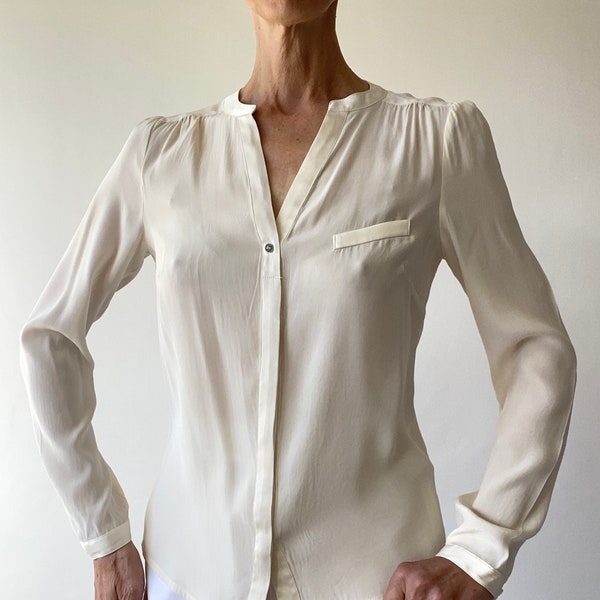 Soie Chemise blanc-crème Satinée soyeuse Chemisier blouse Top boutonnée