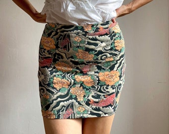 Años 90 Hecho en Francia Etiqueta "Capucine Puerari" Minifalda Pieza rara estilo japonés estampado de flores y peces elásticos