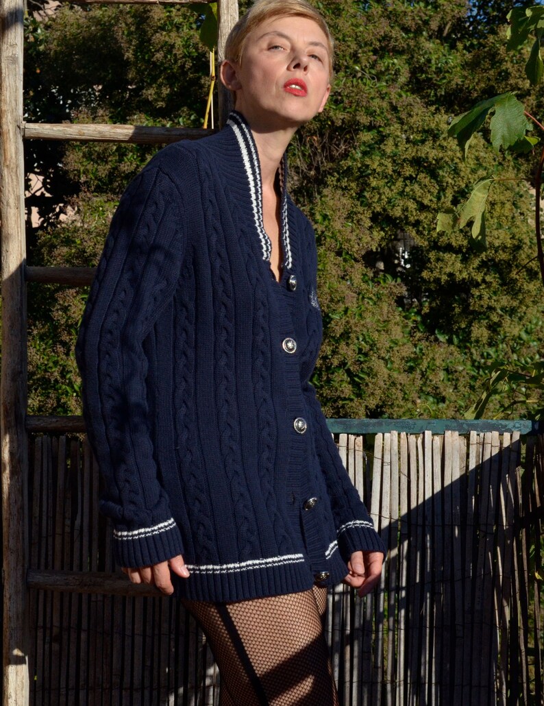 Jodhpur Cardigan vintage 90s Maille torsad\u00e9e c\u00f4tel\u00e9e Gilet sweater pullover Style marin Yacht club Bleu nuit bleu-marine Boutons argent\u00e9s