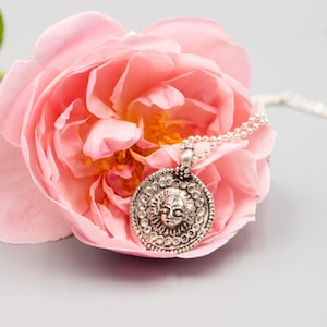 Antique ethnic tribal protective amulet from India - Mininga&#39;s jewelry