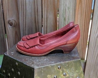 Vintage Brazilian Red Leather Kiltie Loafers // Brazilian Leather shoes // Red Leather Loafers // Corsina Shoes