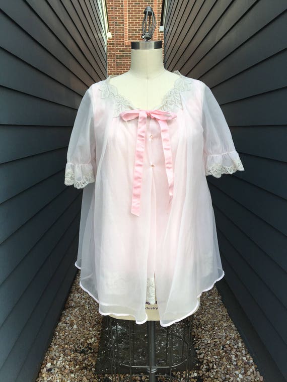 1960s Lingerie Set // Evette Lingerie Set // Pink