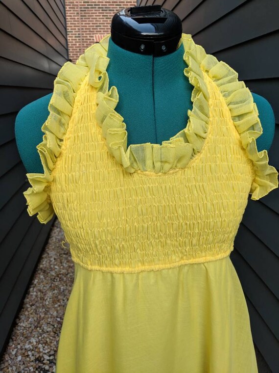 1970s yellow halter gown // Vintage Ruched Dress … - image 5