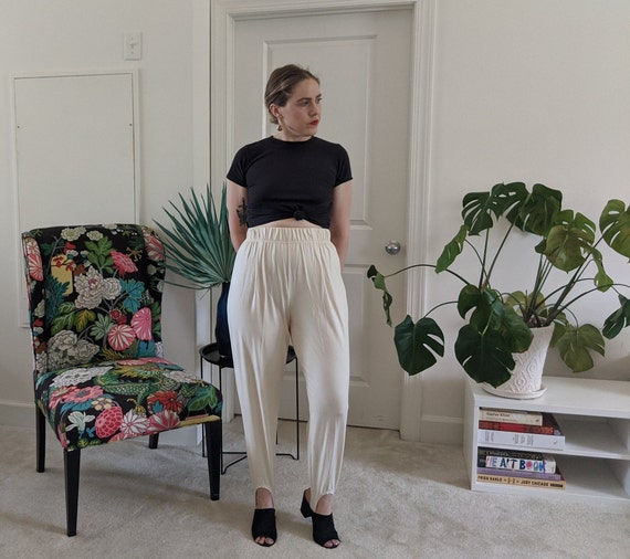 Vintage Knit White Stirrup Pants // Vintage White