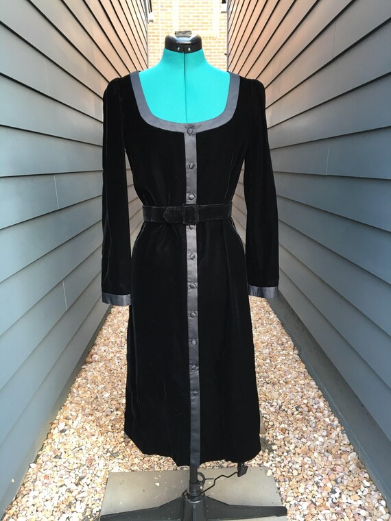 Albert Capraro Velvet Dress with Satin Trim // Vin