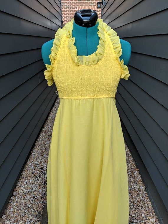 1970s yellow halter gown // Vintage Ruched Dress … - image 6