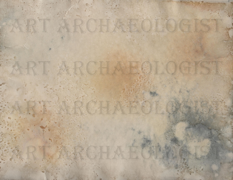 Op de afbeelding: Een getextureerde, verouderde papieren achtergrond met een gevlekt uiterlijk. Het papier heeft een beige basis met bruine en blauwe vlekken, en de woorden "ART ARCHAEOLOGIST" zijn vaag zichtbaar.