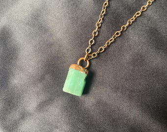 Colgante de cristal de esmeralda, colgante de espécimen de esmeralda natural, collar de esmeralda, colgante de esmeralda, esmeralda en bruto