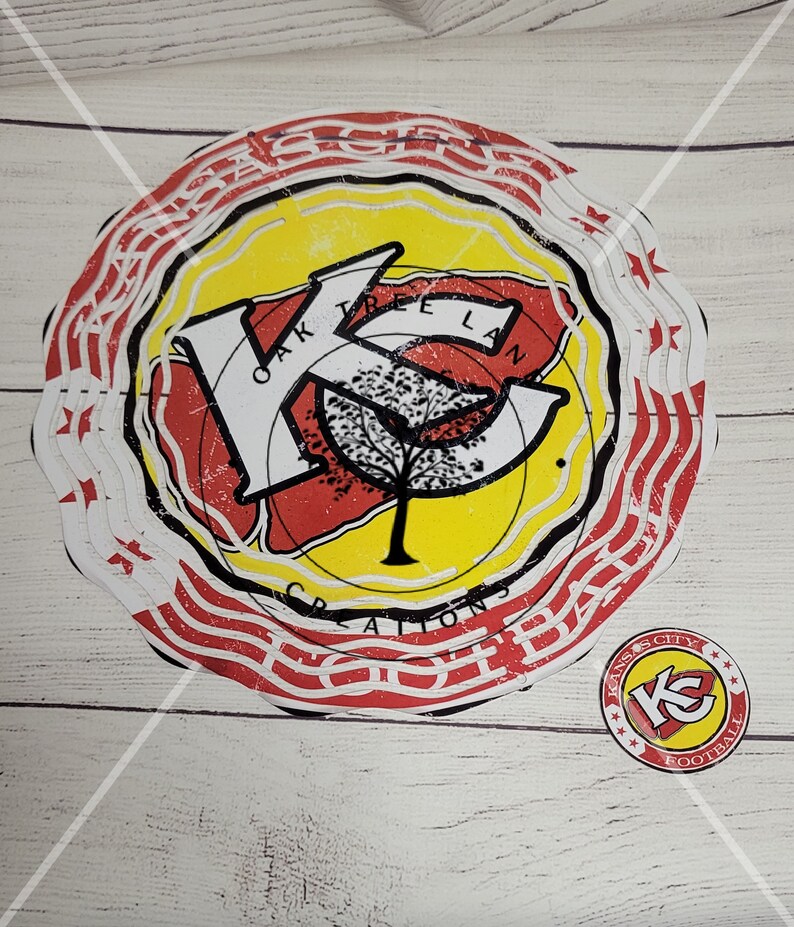 KC Chiefs 10 Inch Scalloped Wind Spinner and Matching Coin / Football