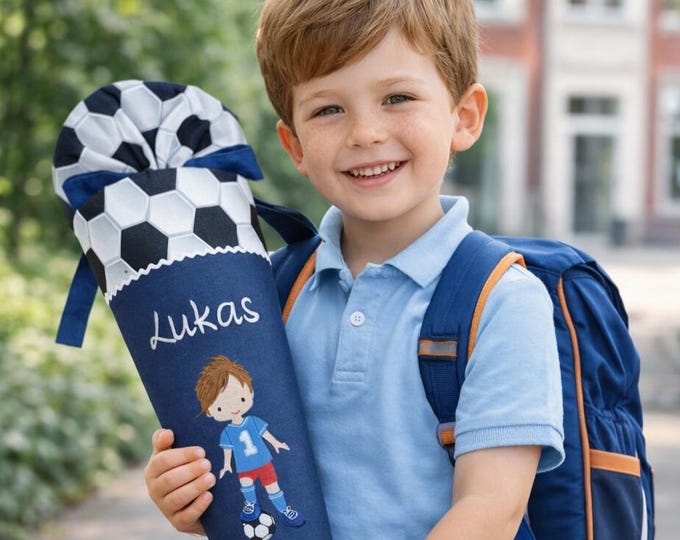 Schultüte Fussball Fussballer in Dunkelblau