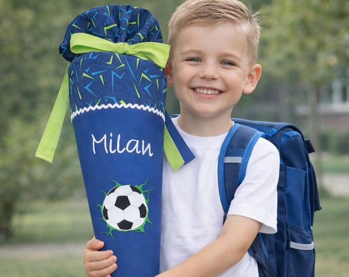 Schultüte Fussball passend zum Spitzenreitbär Schulranzen