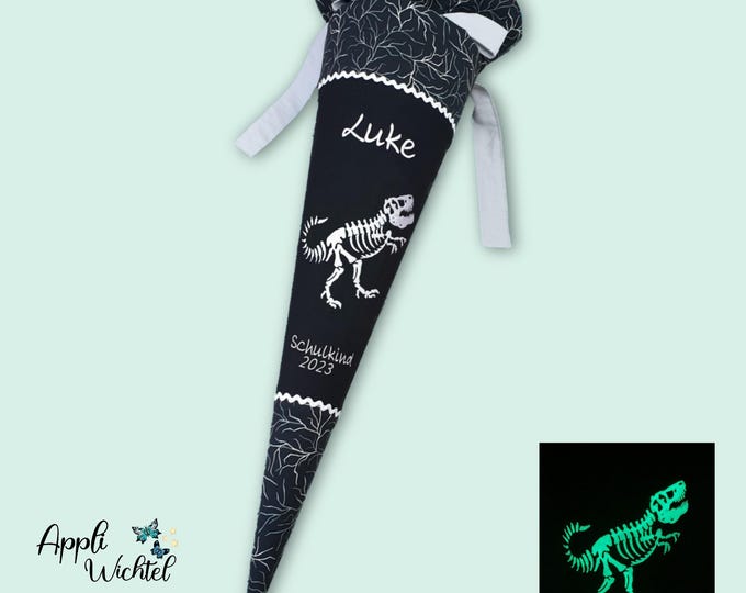 Schultüte Dino Dinoskelett (leuchtet im Dunkeln) passend zum Super ReflektBär Glow Schulranzen