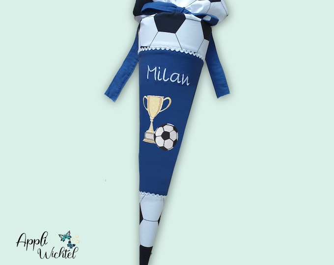 Schultüte Pokal und Fussball in Blau