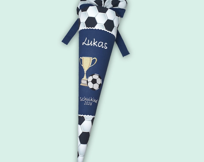 Schultüte Pokal und Fussball in Dunkelblau