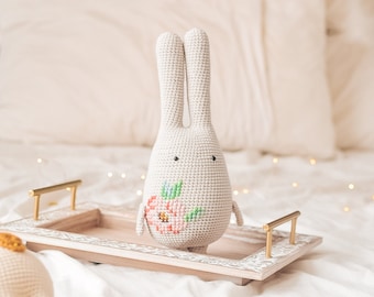 Badly drawn rabbit | Crochet pattern | Spanish - English