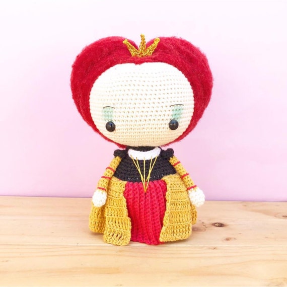 alicia en el pais de las maravillas amigurumi