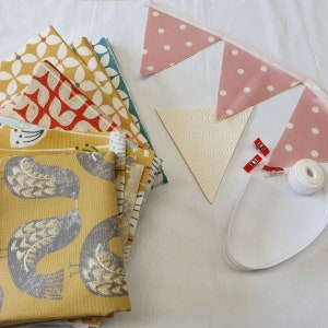 Make Your Own Scandi Oilcloth Outdoor Bunting Kit 3 or 6 Metres - Bias Binding Tape, 1KG bag of Oilcloth, Wonder sewing clips