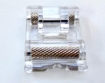 Sewing Machine Roller Foot, Teflon Foot Presser Foot sewing with Leather, Faux Leather, Oilcloth Fits All Low Shank Snap-On Sewing Machines