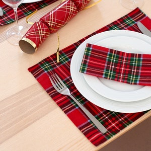 Christmas Placemats Set, Red Green Festive Tartan Fabric Placemats  Christmas Tableware Decor Holiday Place Mats Cotton Fabric