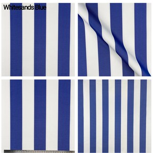 Puede incluir: Tela a rayas blancas y azules con el texto "Whitesands Blue" en la esquina superior izquierda. La tela se muestra en cuatro posiciones diferentes.