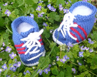 Babyschuhe gestrickt "Auf zum Sport"