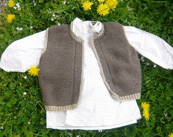 Lovingly hand-knitted traditional vest size 98 in 100% merino wool