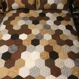 Big Hexagon Queen Size Quilt