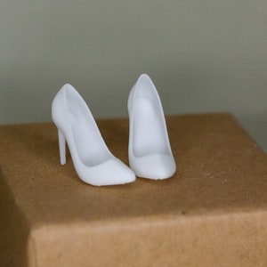 1:12 miniature DIY not painted High Heel pair 3d printed Bild 3