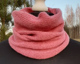 Pure Baby Cashmere Scarf Wool Snood Loro Piana Yarn Dusty Rose Scarf Womens Snood Soft Warm Scarves Gift For Her Pink Cashmere Neck Warmer