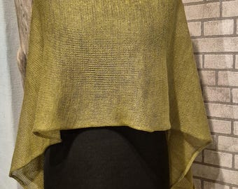 Poncho in lino e viscosa, scialle lavorato a maglia, coprispalle leggero, poncho asimmetrico, poncho corto in lino, scialle estivo, scialle versatile, verde oliva