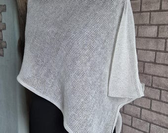 Knitted Linen Cropped Poncho: Lightweight Beach Cover Up