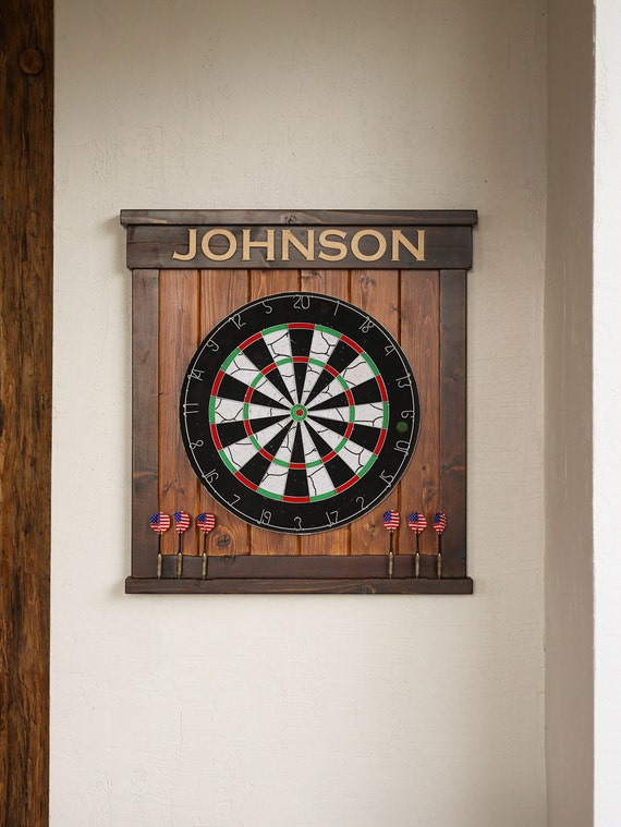 Personalisierte Dartboard Backboard, aus massivem Kiefernholz