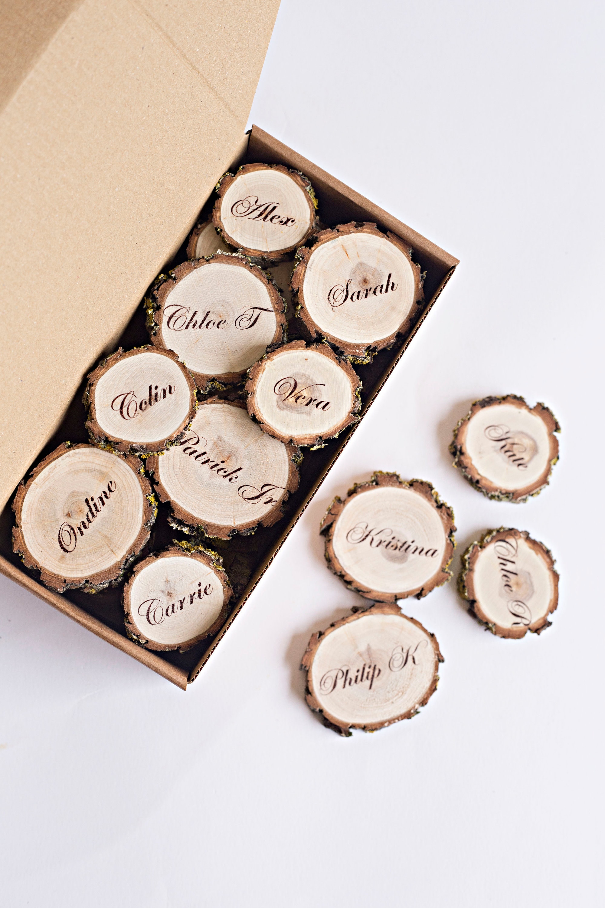 Worown Portacarte In Legno Naturale - Set Da 20 Con Cartoncini Kraft E Spago Per Matrimoni, Feste E Ristoranti