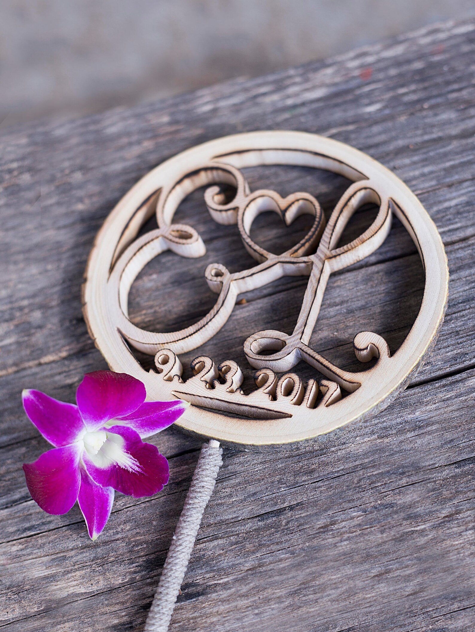 Mr & Mrs Decorazione Torta Nuziale In Legno - Set Da 3 Pezzi - Rustico - 4
