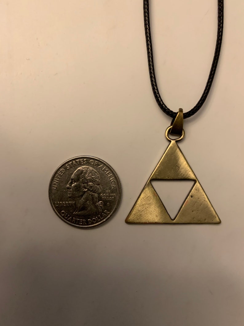 Colliers Triforce inspirés de Zelda BOTW 3 styles uniques, cadeau parfait pour les fans, accessoire inspiré du jeu image 5