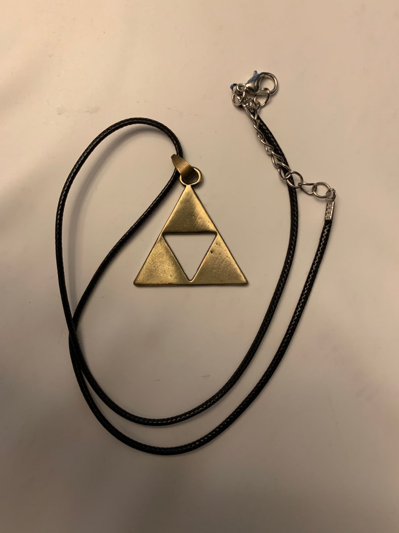 Colliers Triforce inspirés de Zelda BOTW 3 styles uniques, cadeau parfait pour les fans, accessoire inspiré du jeu Weathered Bronze