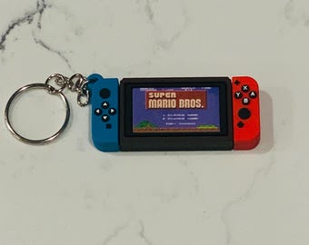 Super Mario Bros Keychain - Original NES Game Collectible, Nintendo Fan Gift, Retro Gaming Accessory