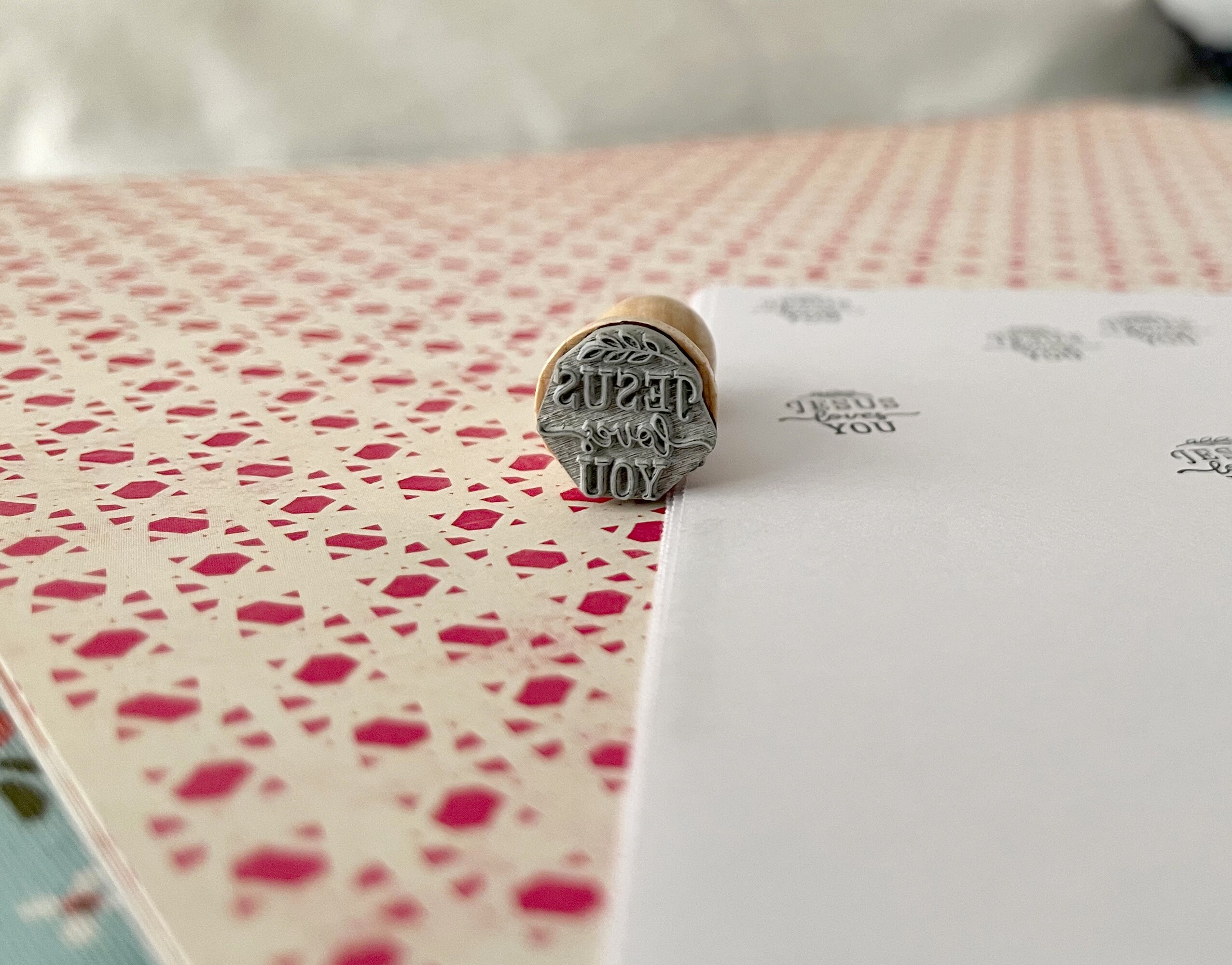 Mini Rubber Stamp JESUS LOVES YOU Ø 15 Mm / 0.59 Inches - Etsy Mini Rubber Stamp JESUS LOVES YOU Ø 15 Mm / 0.59 Inches - Etsy