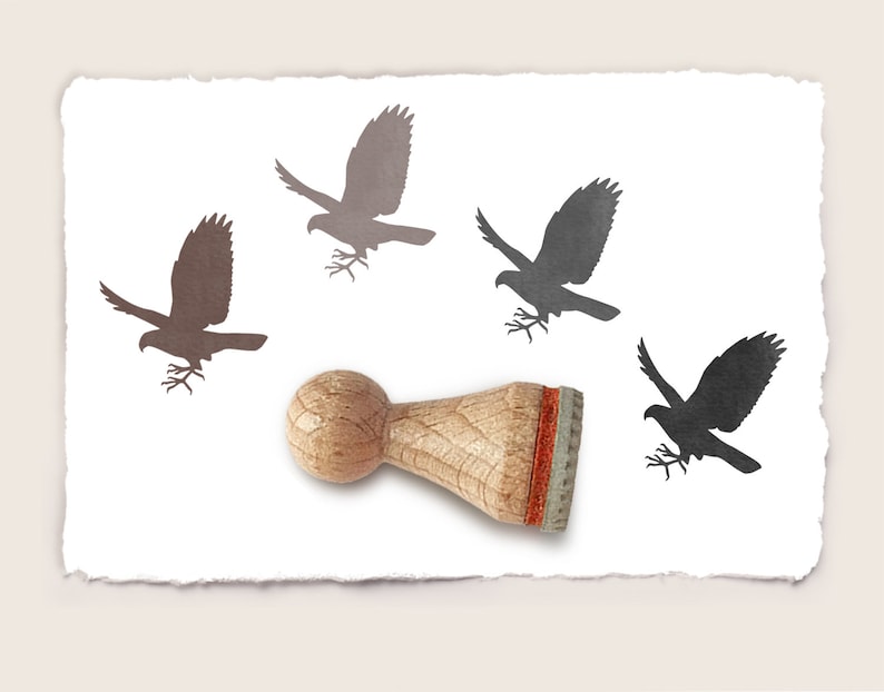 Mini rubber stamp SNATCHING EAGLE Ø 15 mm / 0.59 inch image 1