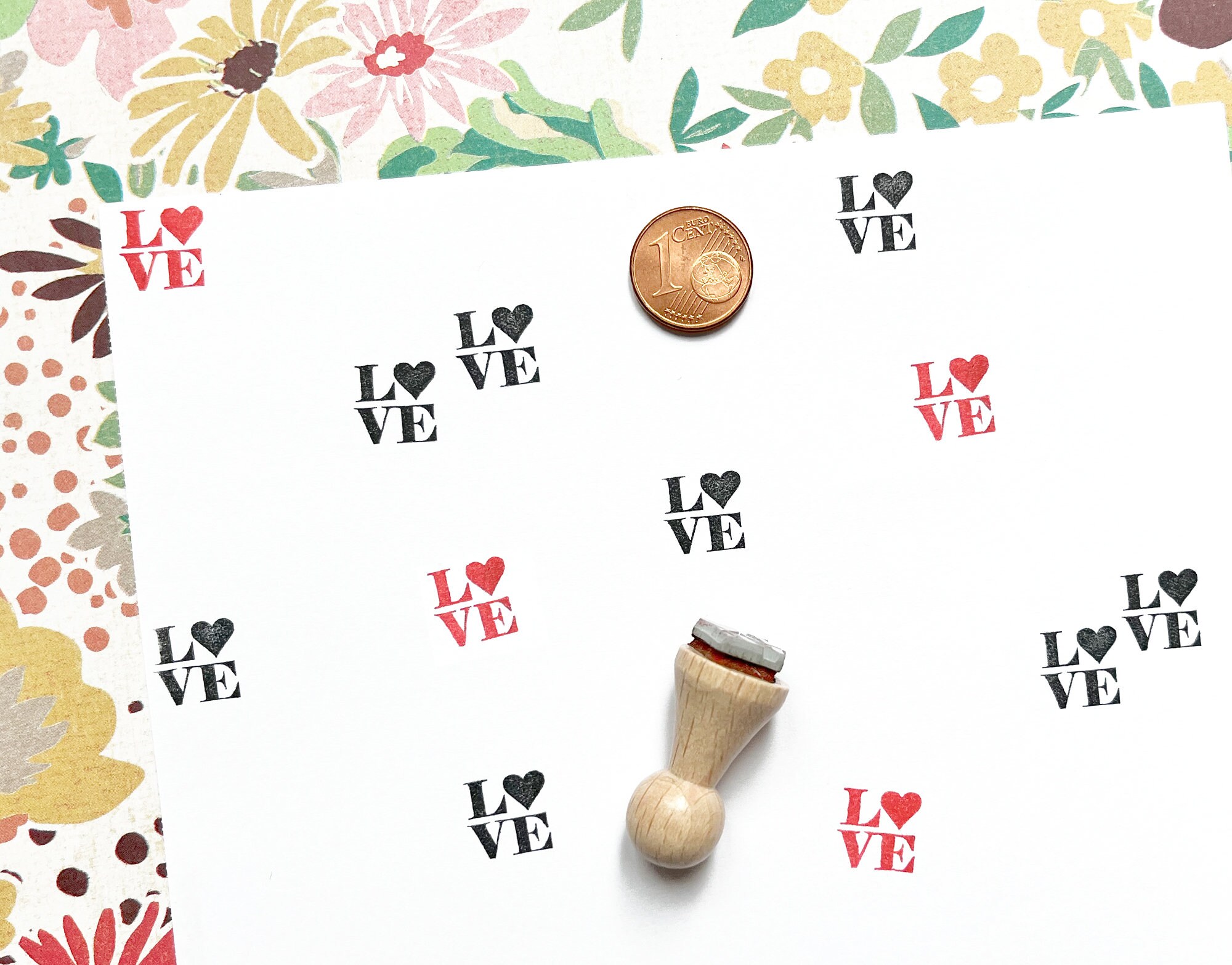 Mini Rubber Stamp LOVE Ø 15 Mm / 0.59 Inches - Etsy