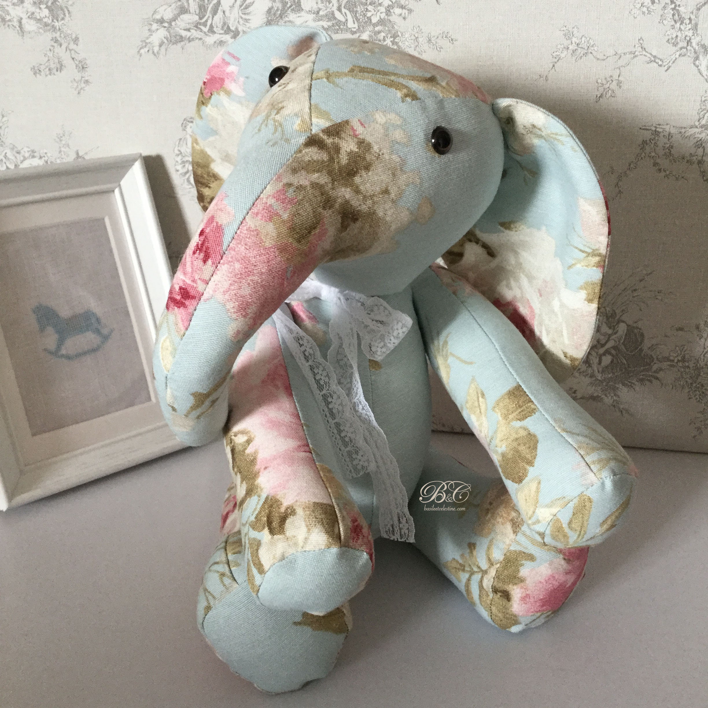 Eléphant de Collection en Tissu Constance